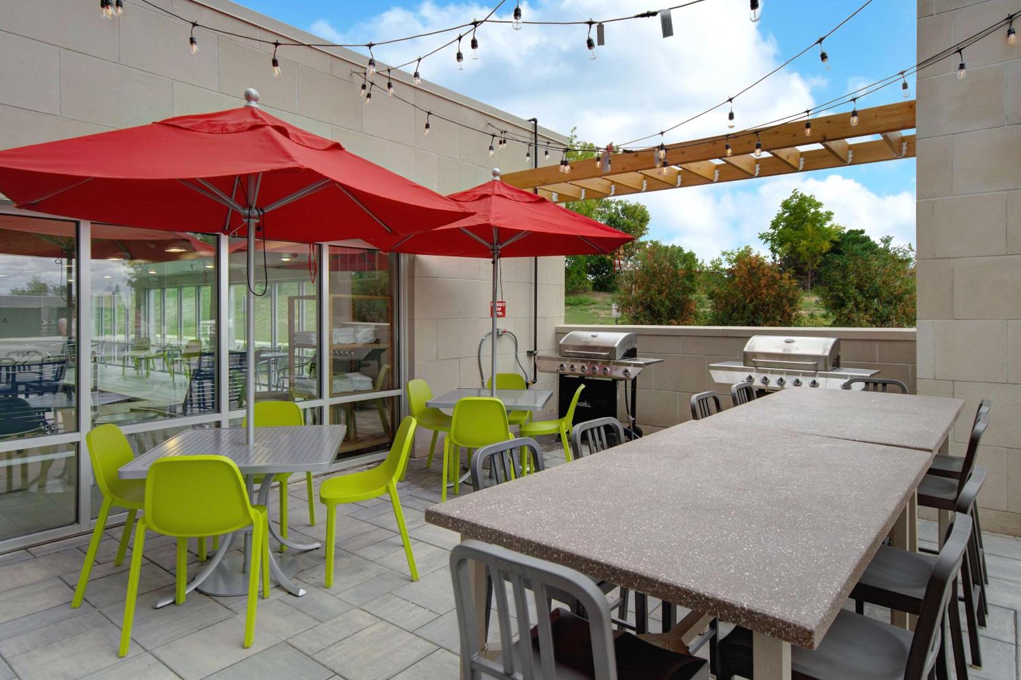 Home2 Suites By Hilton Grand Rapids Airport Kentwood Exteriér fotografie